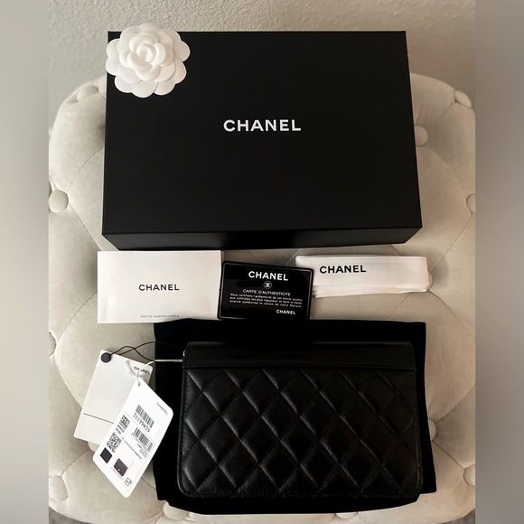 ❌❌ SOLD CHANEL WOC W/SILVER HARDWARE - Picture 5 of 10
